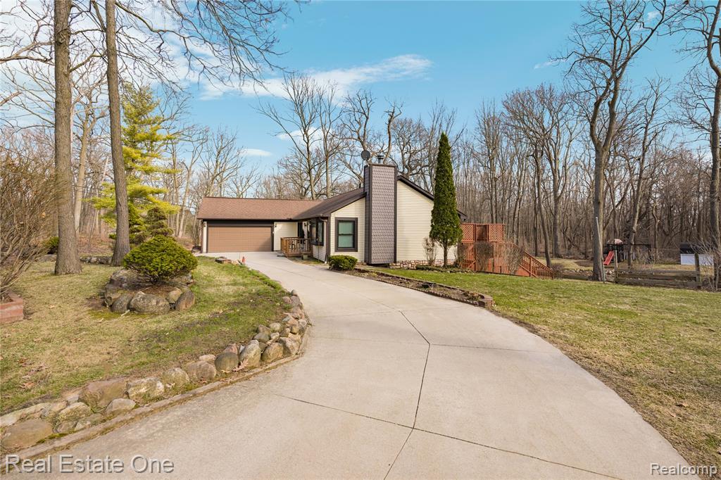 4921 Crestview Drive, Clarkston, MI 48348 — Photo 47