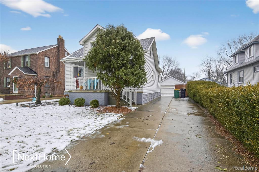 645 Riverbank Street, Wyandotte, MI 48192 — Photo 3