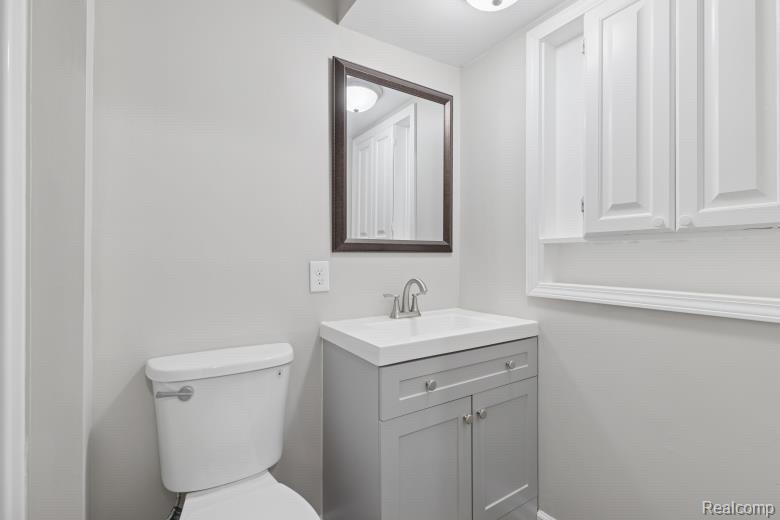 15635 Martinsville Road, Belleville, MI 48111 — Photo 19