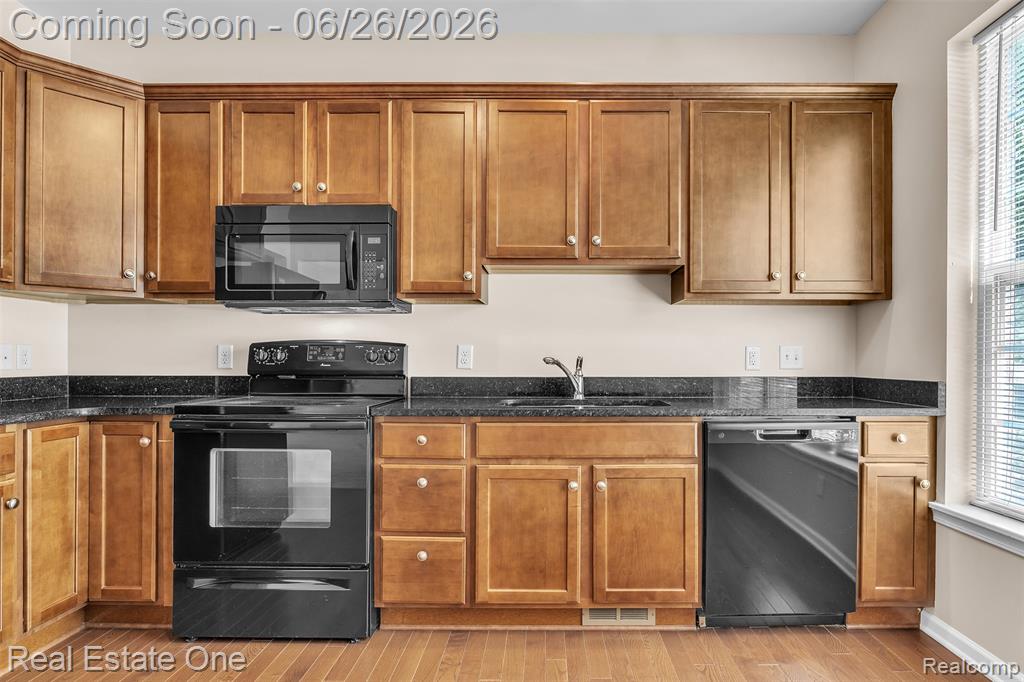 41590 Mitchell Road, Novi, MI 48377 — Photo 18
