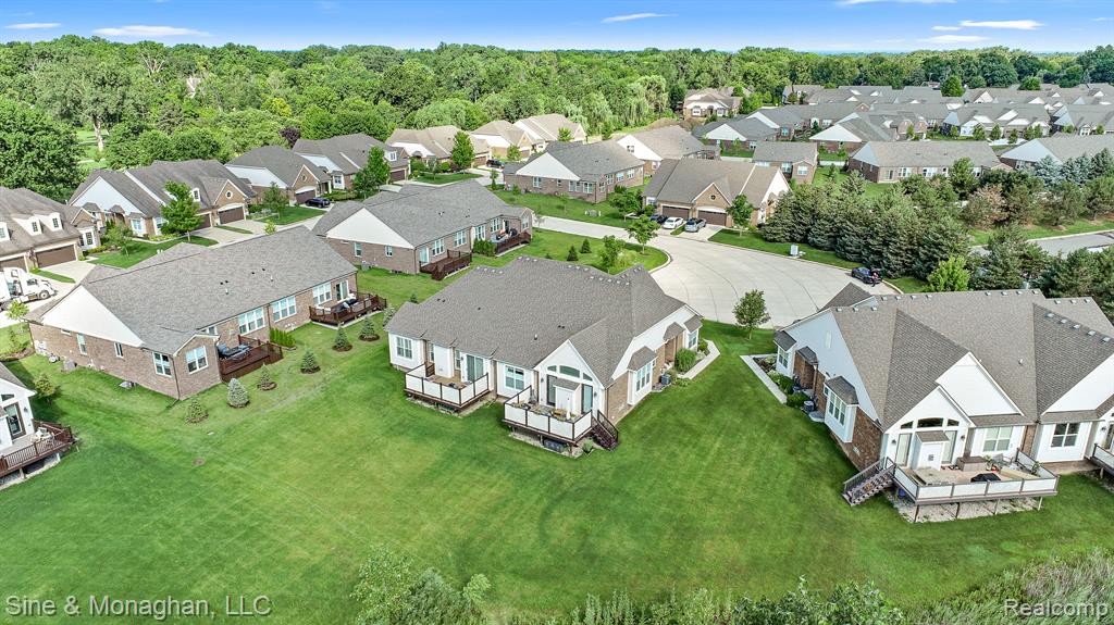 40450 JUNIPER Court, Clinton Twp, MI 48036 — Photo 34