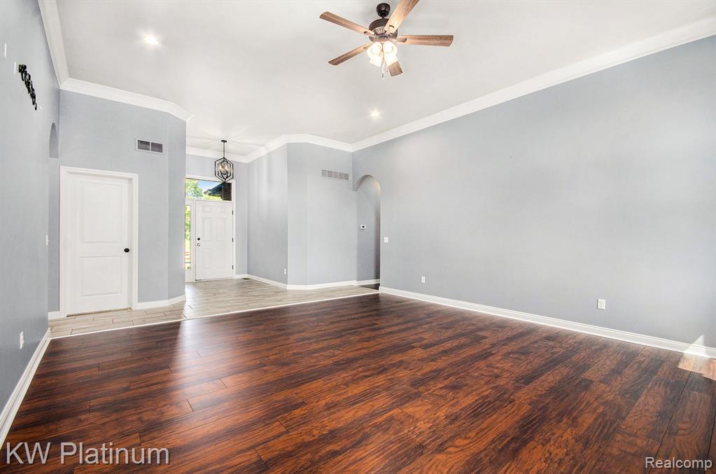 52800 Card Road, Macomb, MI 48042 — Photo 11