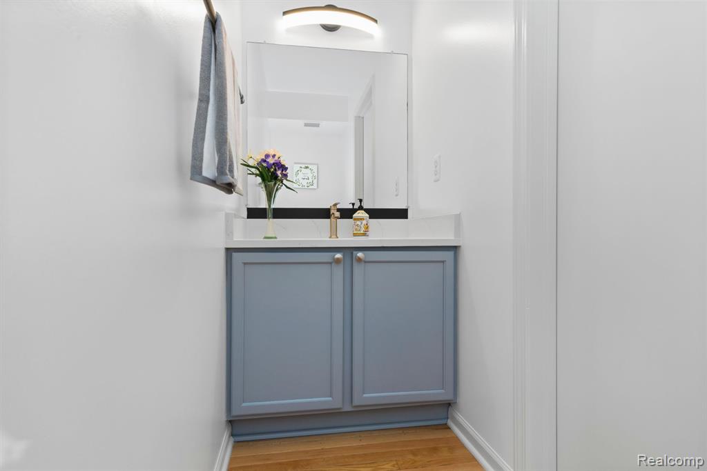3251 DUNWOODIE Road, Ann Arbor, MI 48105 — Photo 33