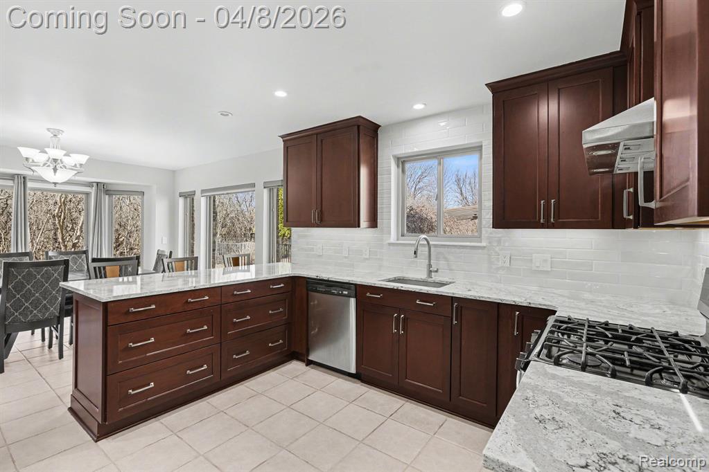 33292 Mallard Drive, Rockwood, MI — Photo 10