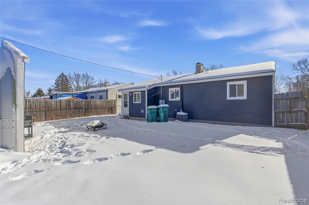1273 Fall River Road, Ypsilanti, MI 48198 — Photo 30