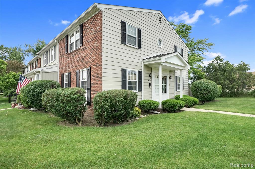 19931 Schoolhouse Court, Northville, MI 48167 — Photo 3