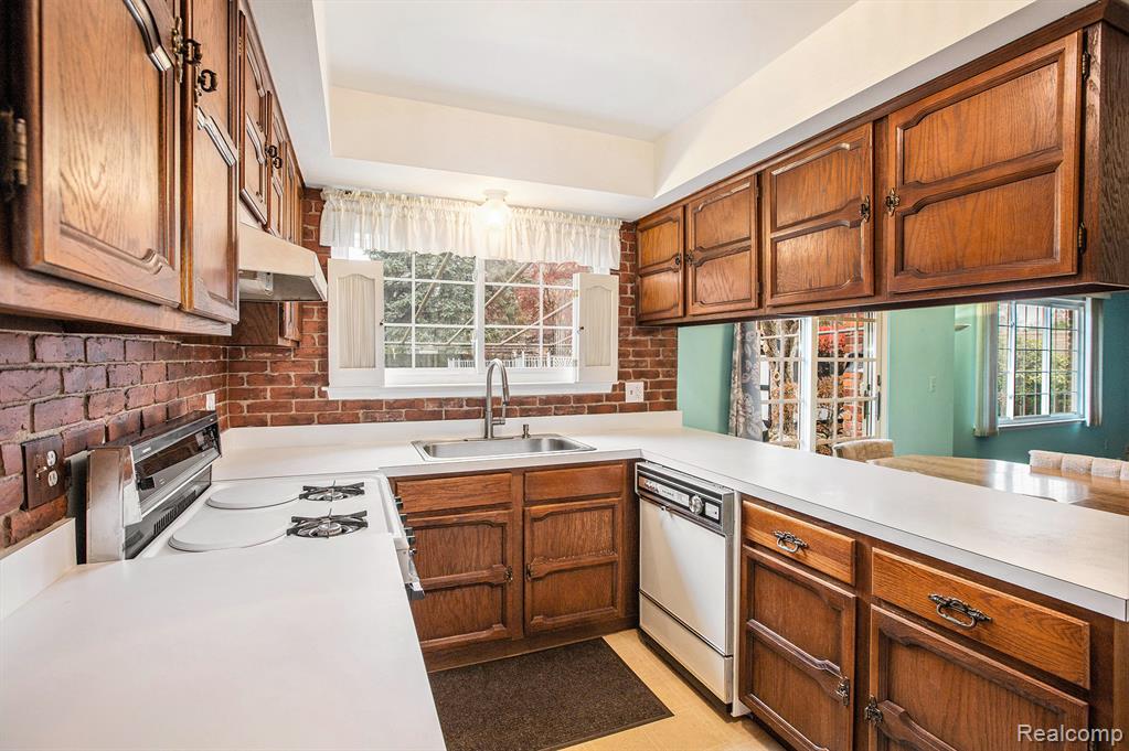 9704 Sil Street, Taylor, MI 48180 — Photo 9