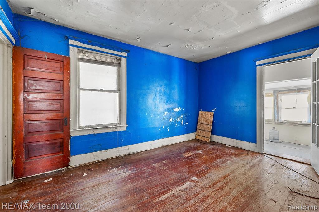2187 HARDING Street, Detroit, MI 48214 — Photo 23