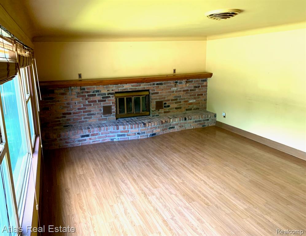 6201 S Main Street, Clarkston, MI — Photo 9