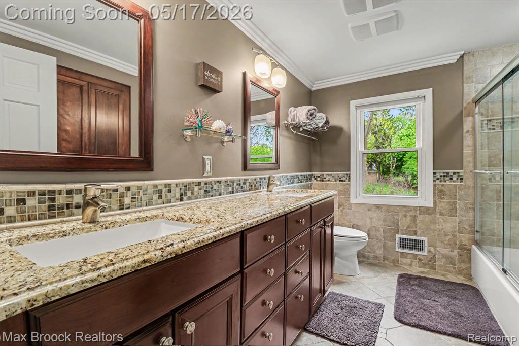 2004 Bootmaker Lane, Bloomfield Hills, MI 48304 — Photo 20