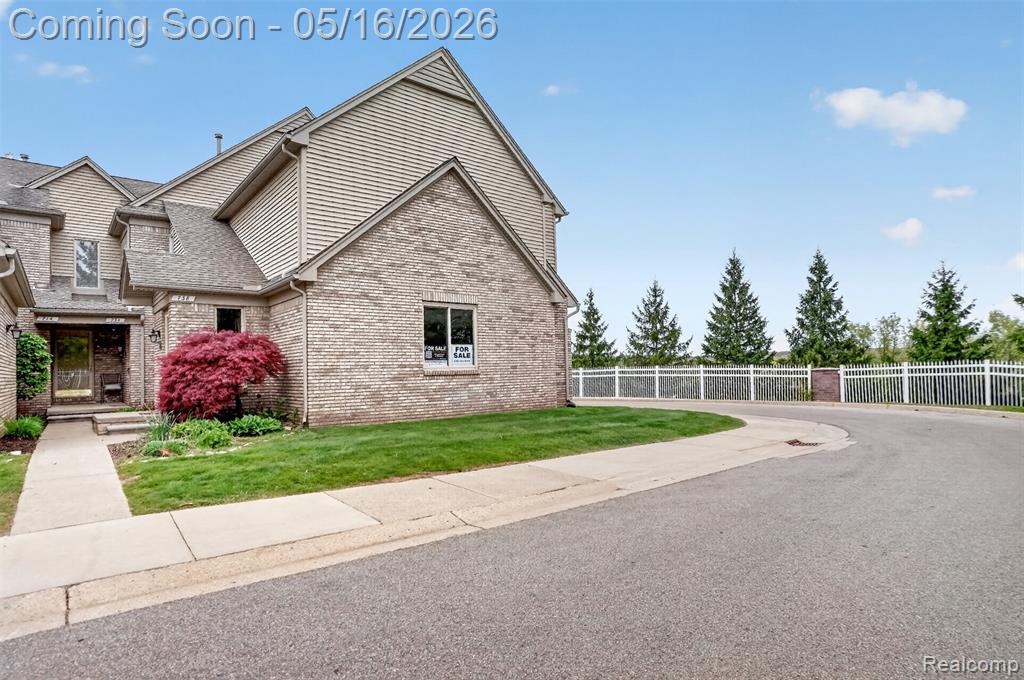 714 S Milford Road, Milford, MI 48381 — Photo 23
