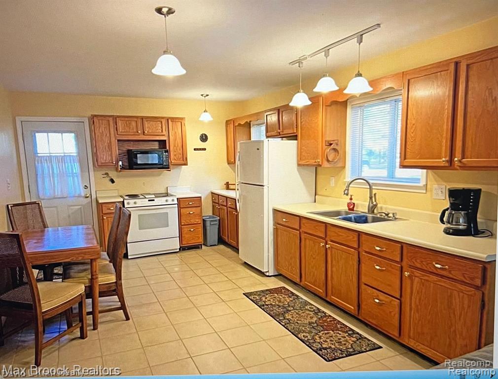 6577 SYLVA BEACH Road, Caseville, MI 48725 — Photo 19
