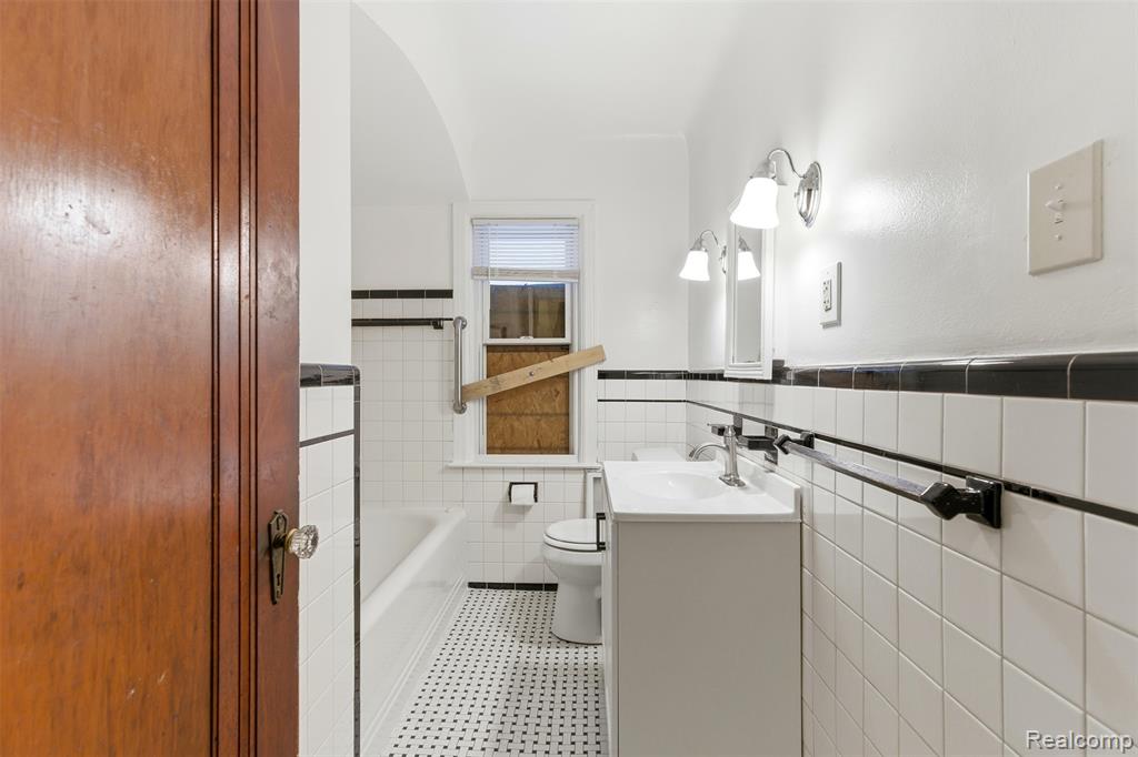 5311 Philip Street, Detroit, MI 48224 — Photo 8