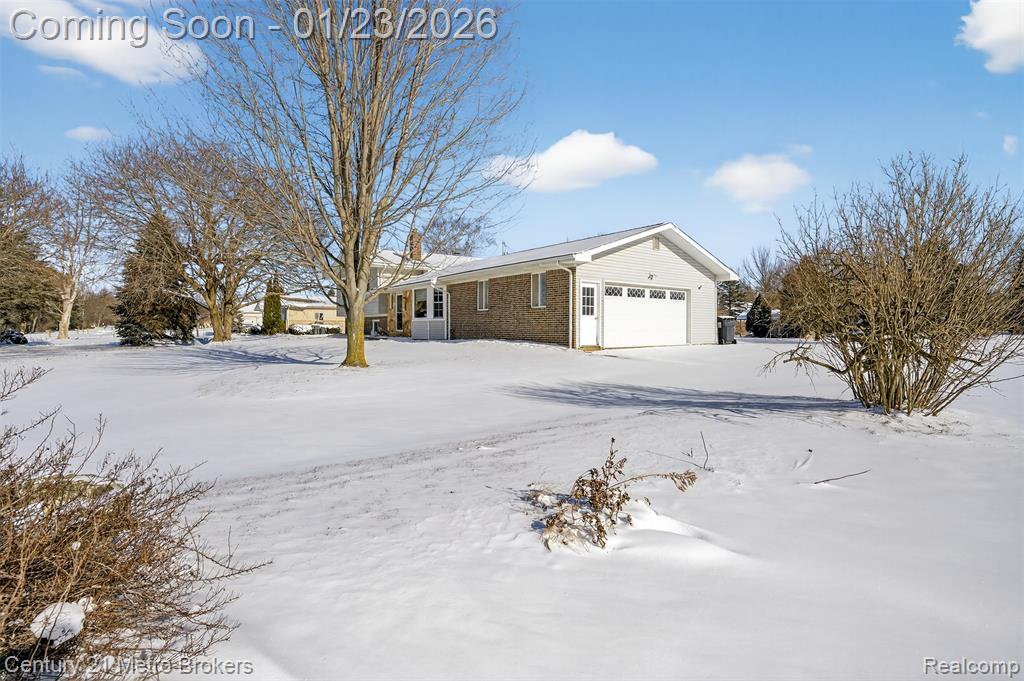11452 Whitaker Road, Fenton, MI 48430 — Photo 5