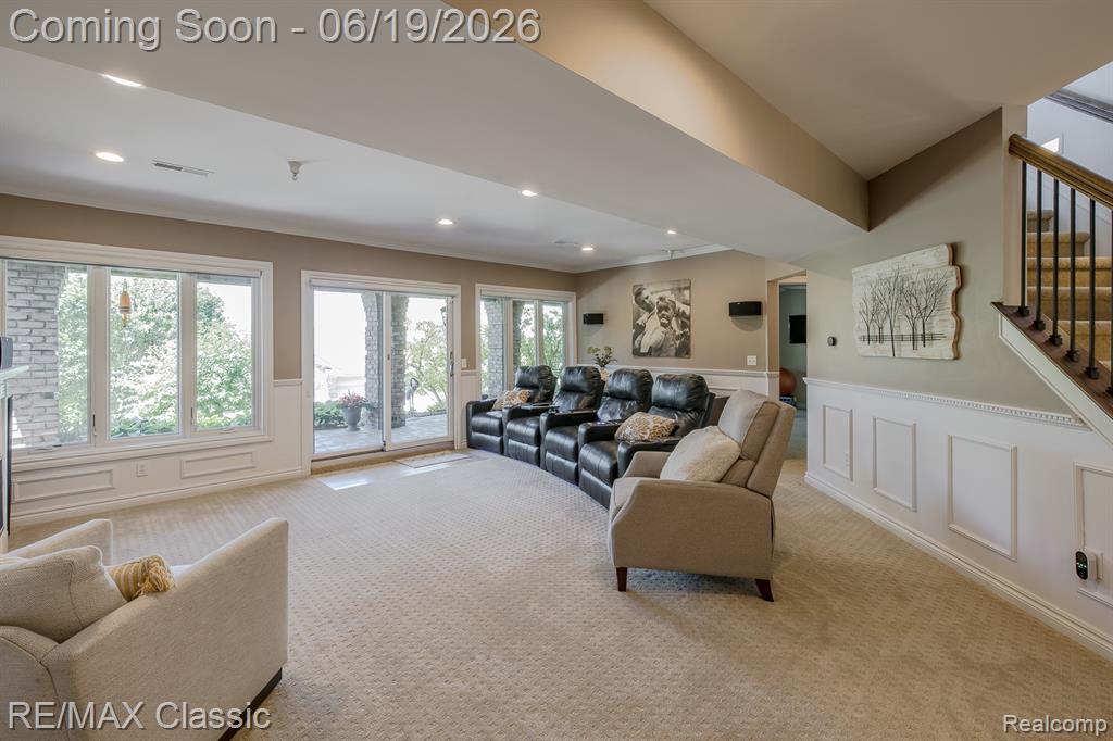 980 Sunset Drive, Waterford, MI 48328 — Photo 45