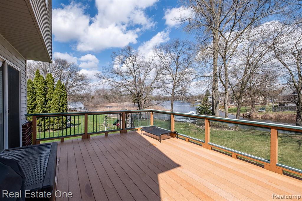 5716 Lancaster Lane, Commerce Twp, MI 48382 — Photo 30