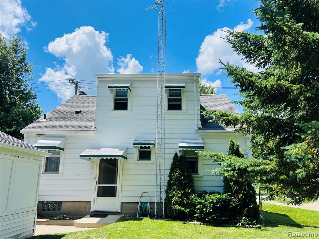 534 N Mary Street, Marine, MI — Photo 2