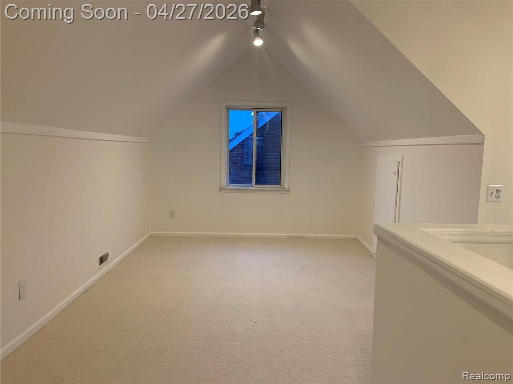 16735 Lincoln Avenue, Eastpointe, MI 48021 — Photo 8