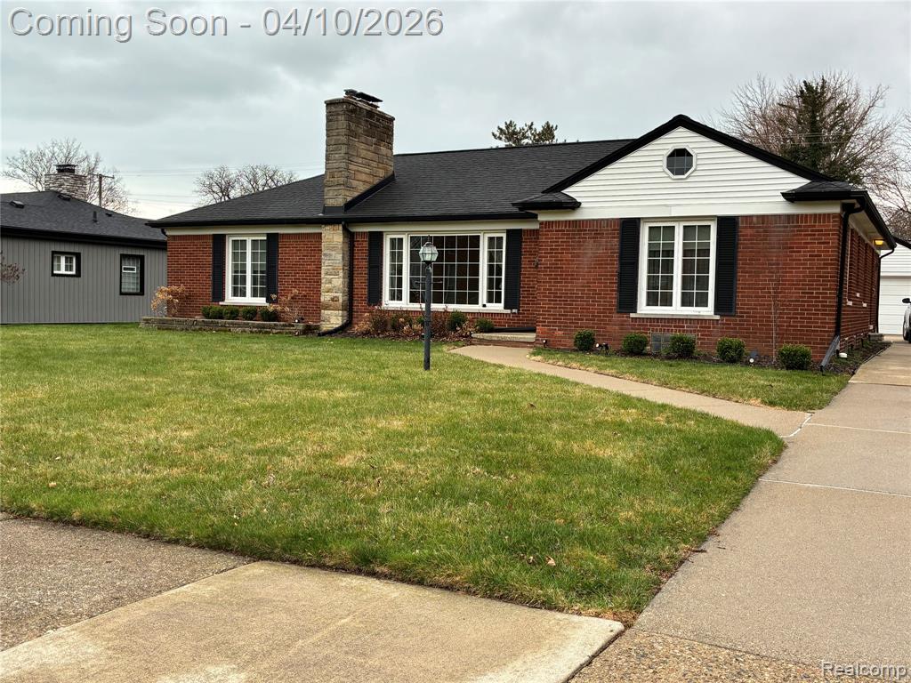 65 Hampton Road, Grosse Pointe Shores, MI 48236 — front exterior