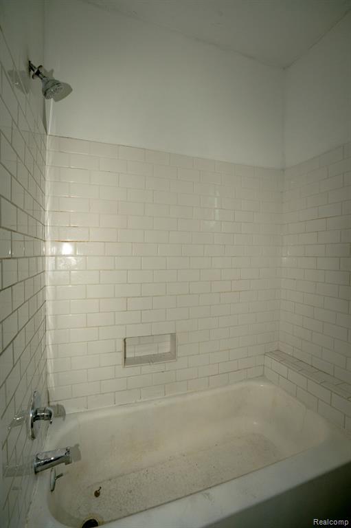 5266 Three Mile Drive, Detroit, MI 48224 — Photo 18