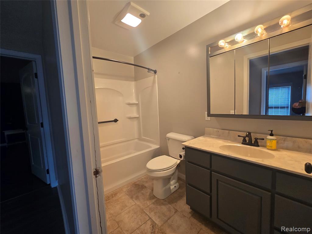 2060 Carleton West Road, Carleton, MI 48117 — Photo 18