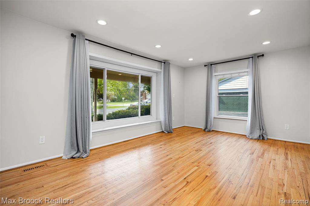 7011 Heather Heath, West Bloomfield, MI — Photo 12