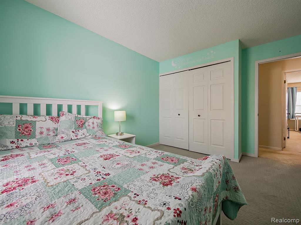 41399 Belden Circle, Novi, MI 48377 — Photo 11