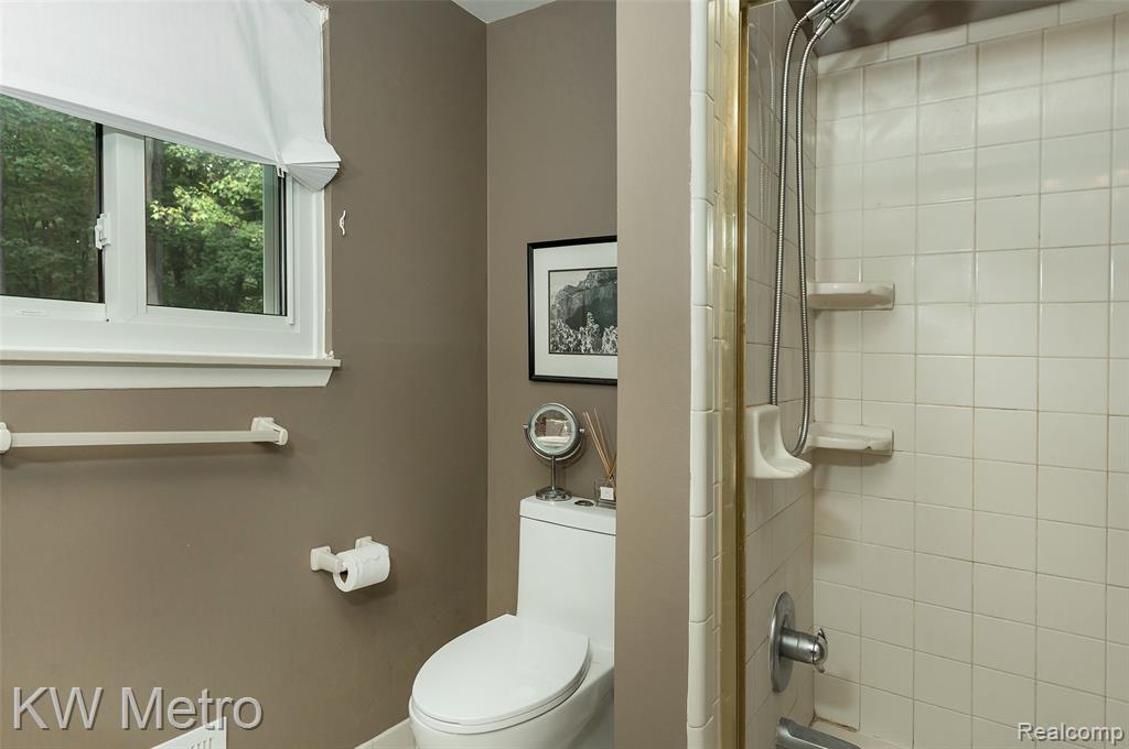 635 Timberline Drive, Rochester Hills, MI 48309 — Photo 33