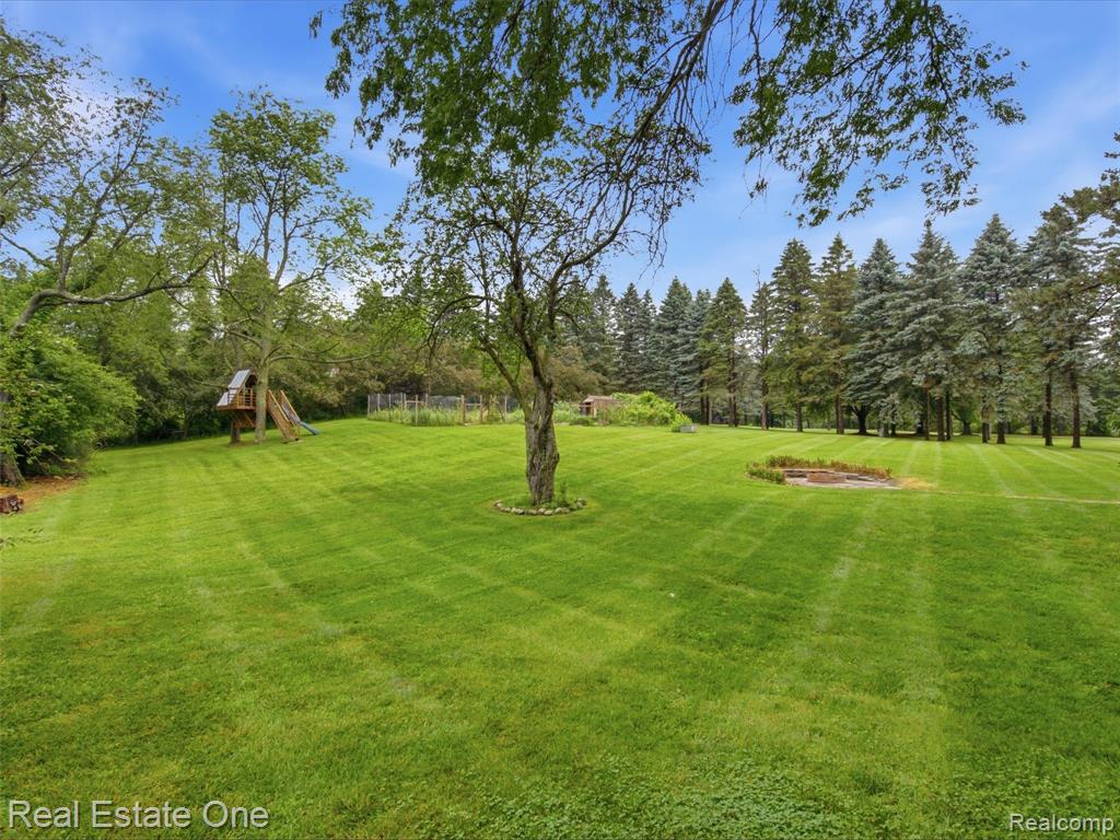 3206 Allen Road, Ortonville, MI 48462 — Photo 9