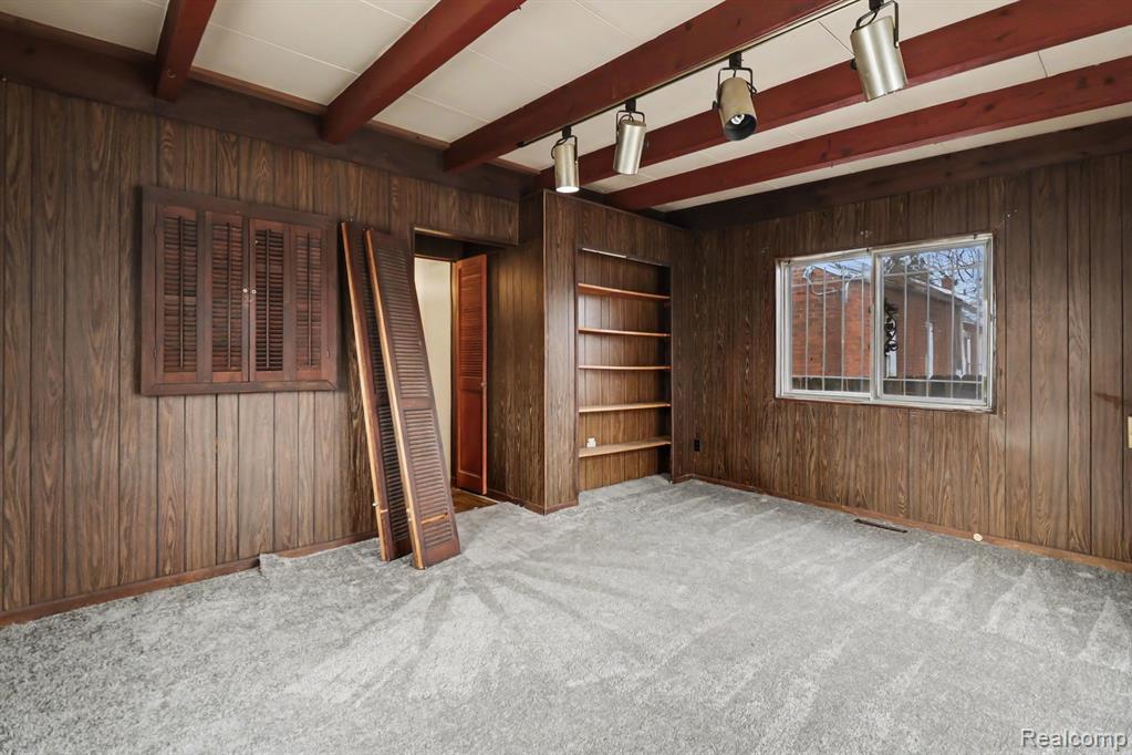 8594 Cloverlawn Street, Detroit, MI 48204 — Photo 21