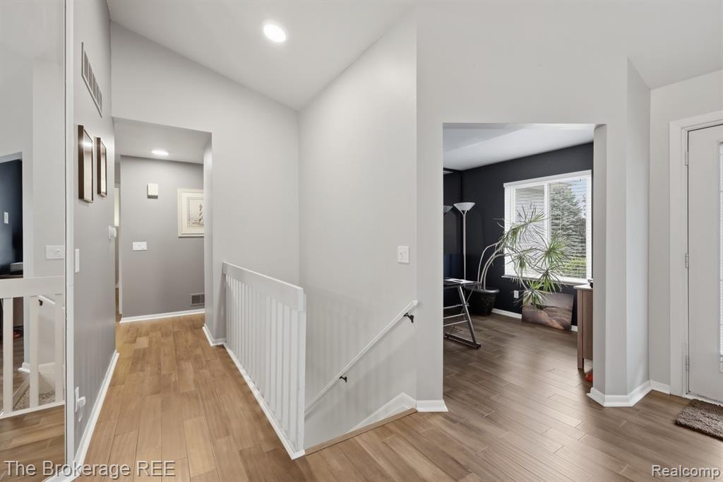 6060 Hearthside Place, Grand Blanc, MI 48439 — Photo 18