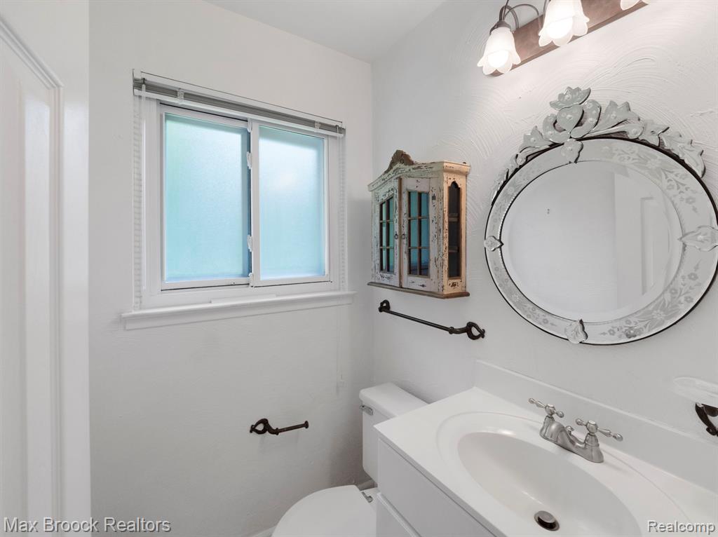 6769 Heather Heath, West Bloomfield, MI — Photo 27