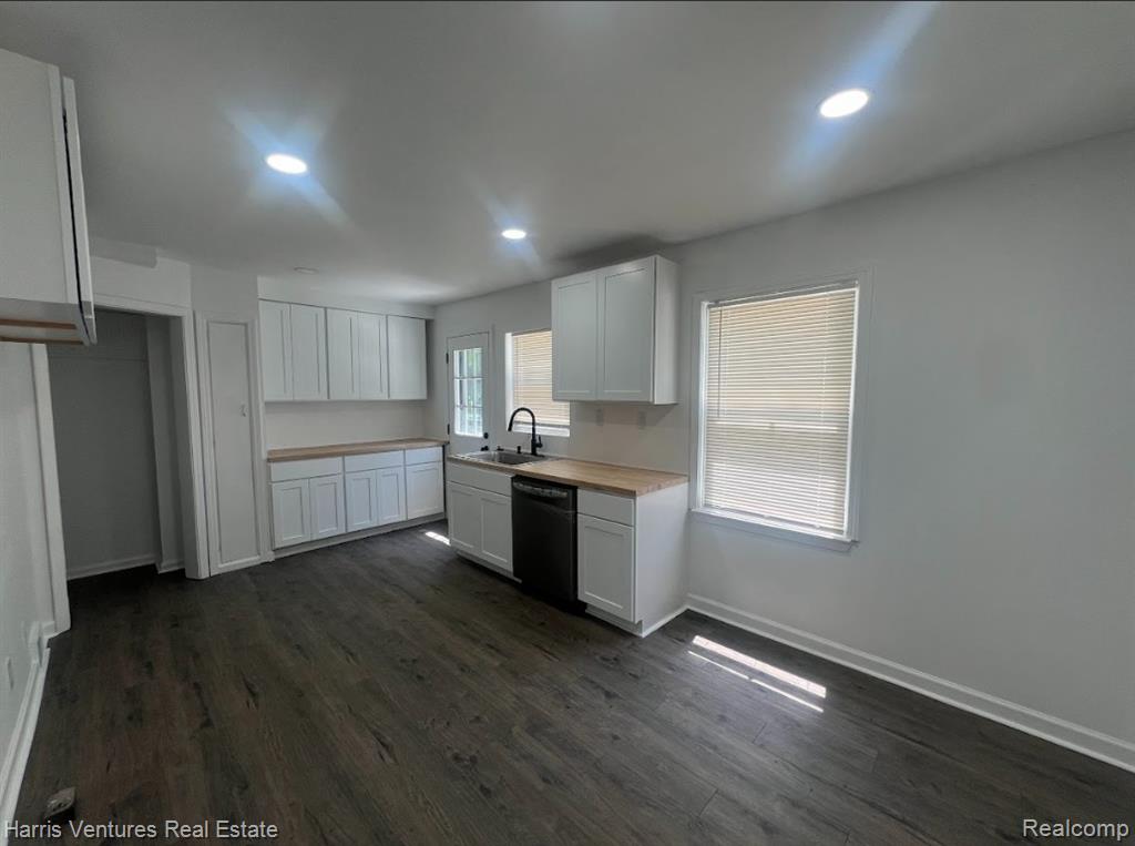 22144 Moross Road, Grosse Pointe, MI 48236 — Photo 9