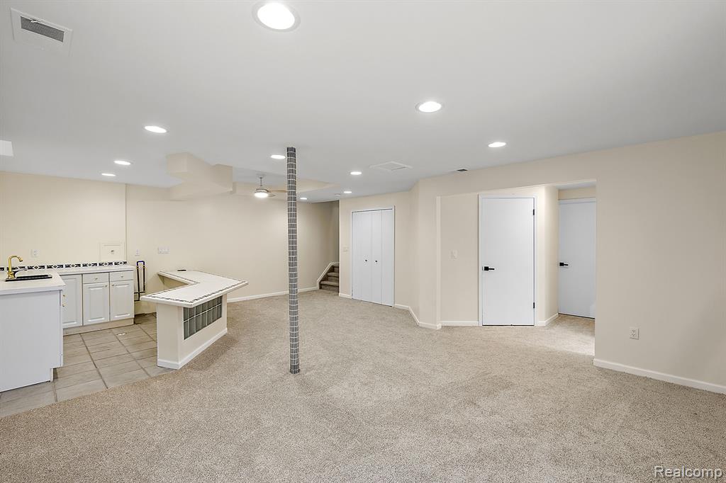 708 Oak View Ln, Milford, MI 48381 — Photo 61