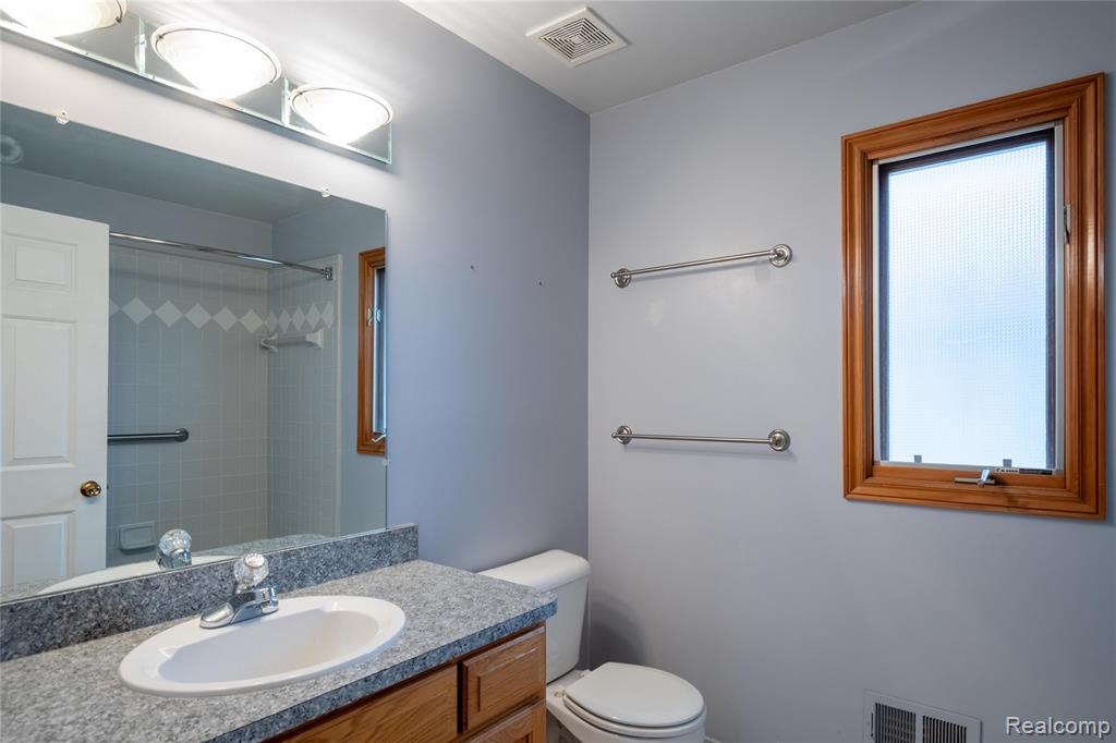 54676 Carnation Drive, Macomb, MI 48042 — Photo 22