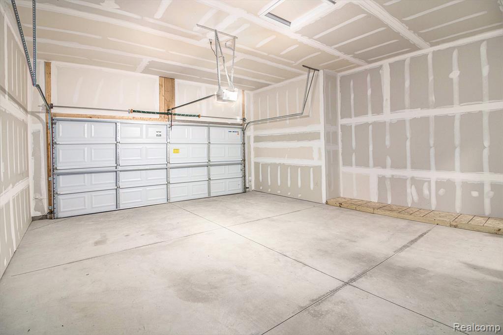4104 Ashdale Way, Clarkston, MI 48348 — Photo 21