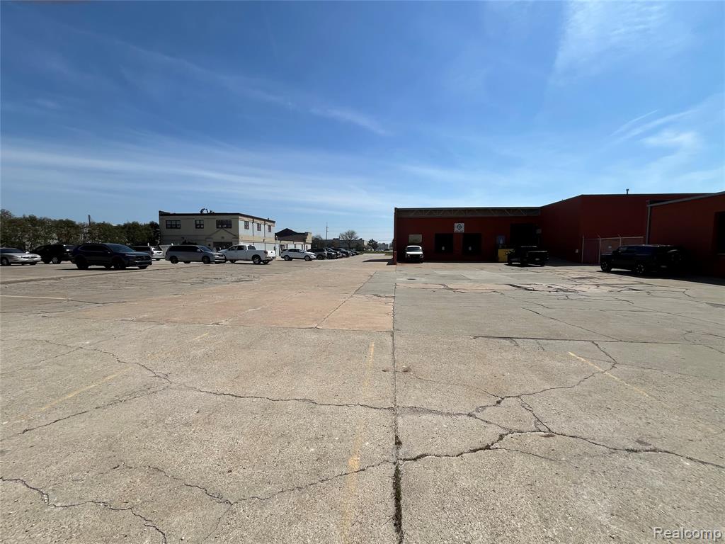 30549 Stephenson Highway, Madison Heights, MI 48071 — Photo 43