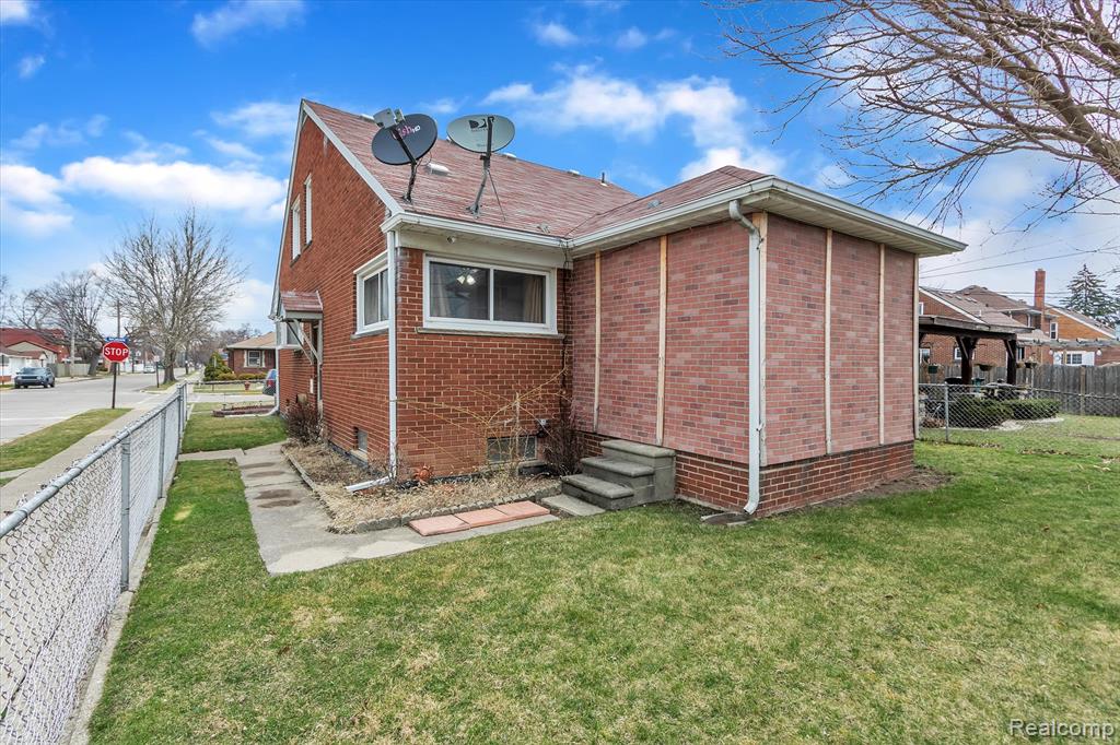 995 Moran Avenue, Lincoln Park, MI 48146 — Photo 43