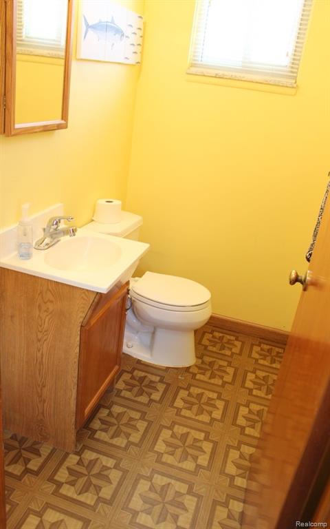 9396 Allen Road, Allen Park, MI 48101 — Photo 38