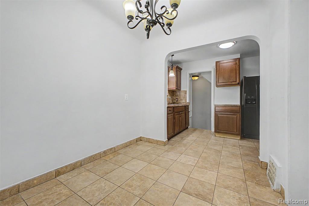 4645 Rosalie Street, Dearborn, MI 48126 — Photo 10