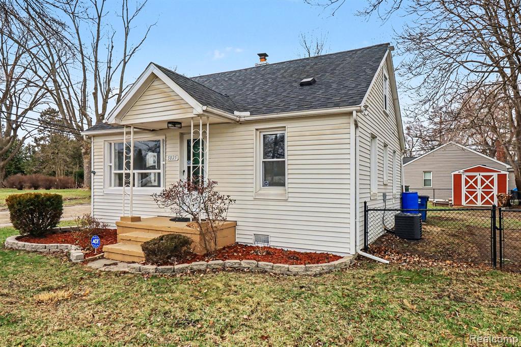 5825 N Newburgh Road, Westland, MI — Photo 4