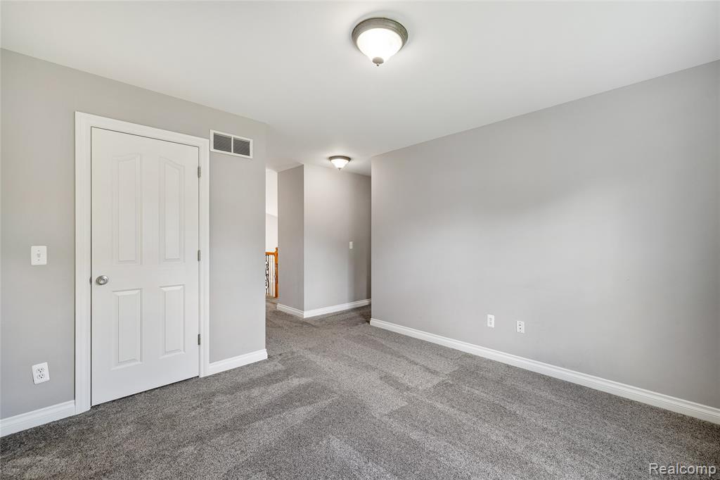20798 Oak Ridge Drive, Clinton Twp, MI 48036 — Photo 26