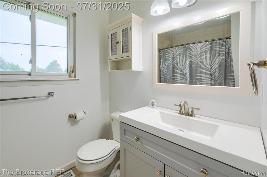 5010 Spring Well Lane, Grand Blanc, MI 48439 — Photo 27