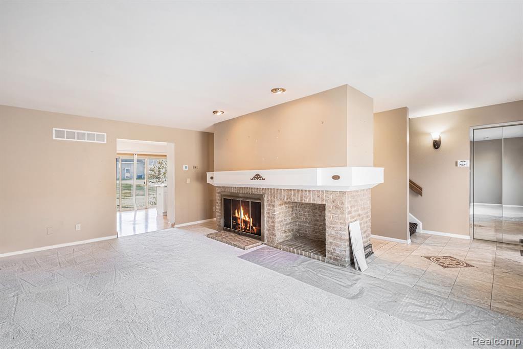 6300 Laurentian Court, Flint, MI 48532 — Photo 5