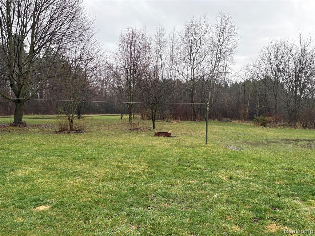 3377 S MACKIN Road, Road, Flint, MI 48504 — Photo 3