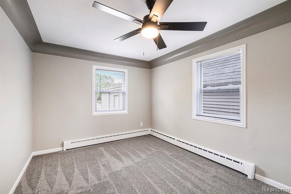 4434 Dublin Road, Burton, MI 48529 — Photo 12