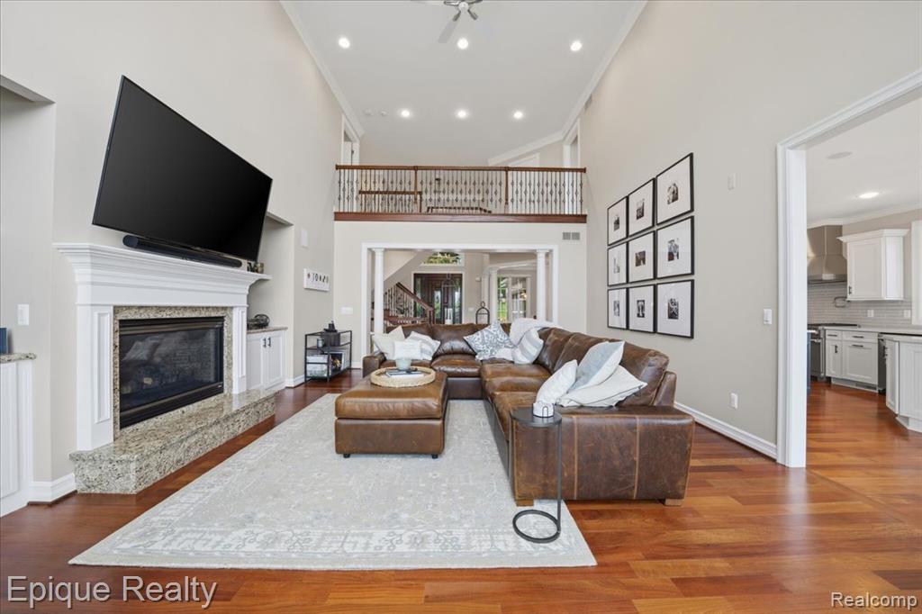 4312 Sashabaw Road, Waterford, MI 48329 — Photo 18