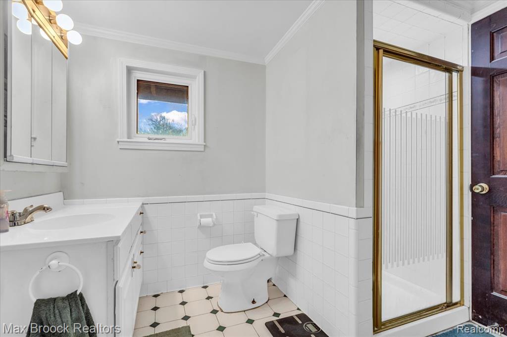 11 Poplar Park Boulevard, Pleasant Ridge, MI — Photo 32