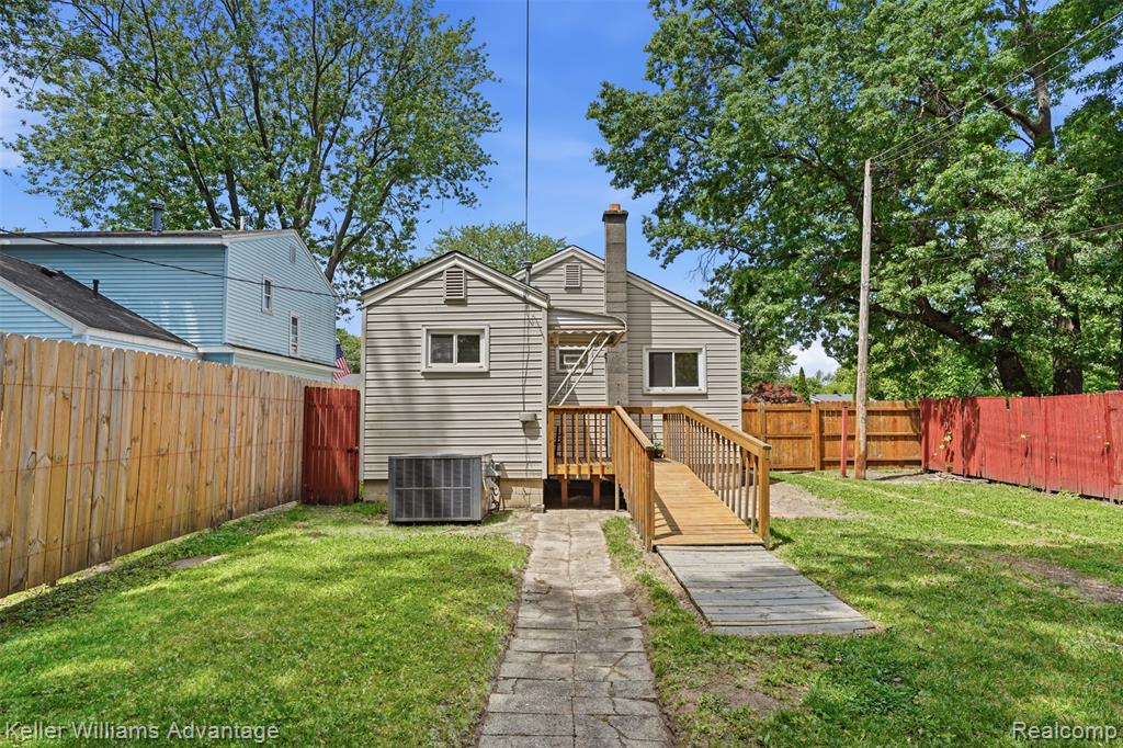 8235 Cornell Street, Taylor, MI 48180 — Photo 19