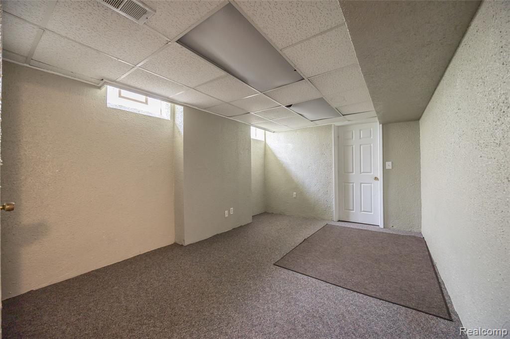 46073 Hollowoode Lane, Macomb, MI 48044 — Photo 35